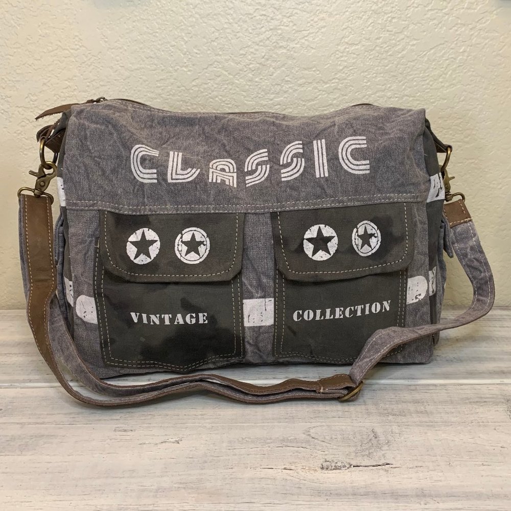 NWT "Classic" Bag - Upcycled Canvas! Pockets!!!